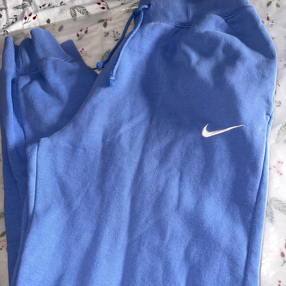 Nike Blue Hoodie + matching sweats set - Picture 6 of 11